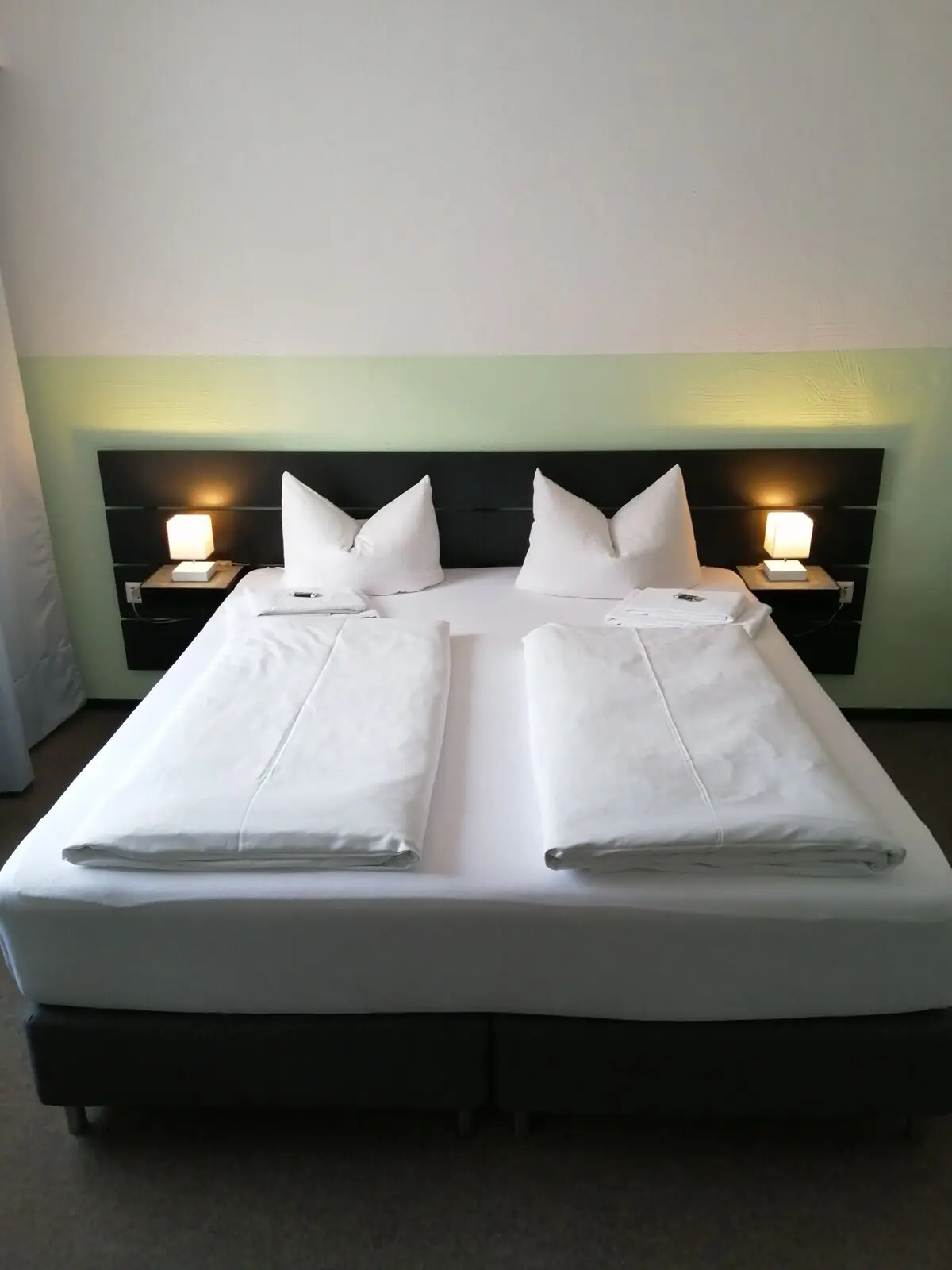 Komfortables Doppelzimmer Standard Hotel Augsburg Uniklinik