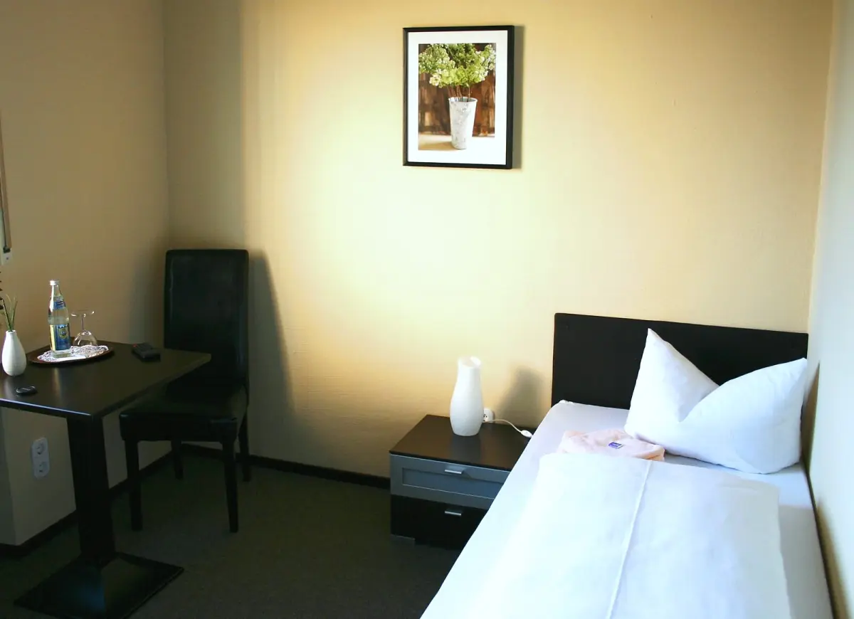 Günstiges Einzelzimmer Eco mieten Hotel Augsburg